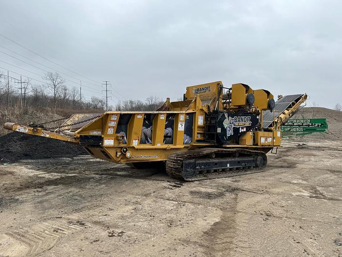 Considerations for selecting the right horizontal grinder for specific material processing needs